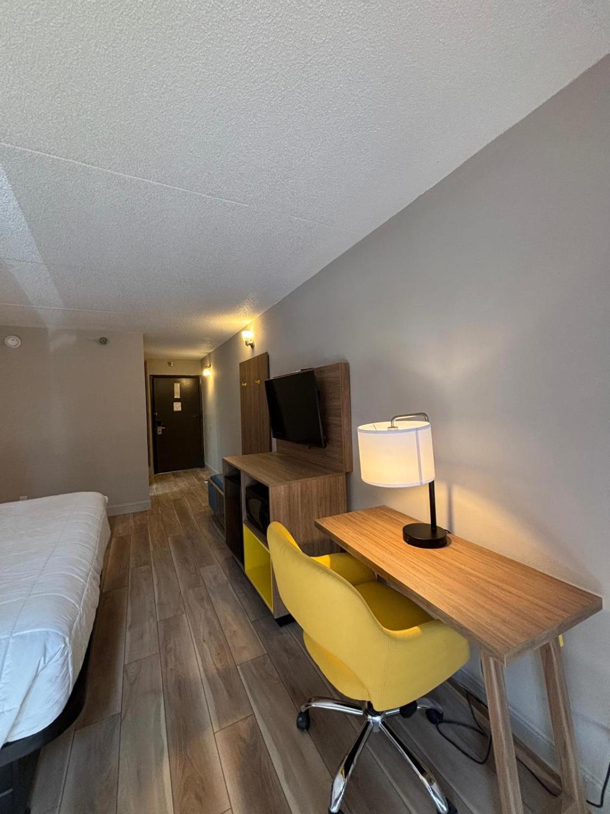 Days Hotel By Wyndham Williamsburg I-64 Esterno foto